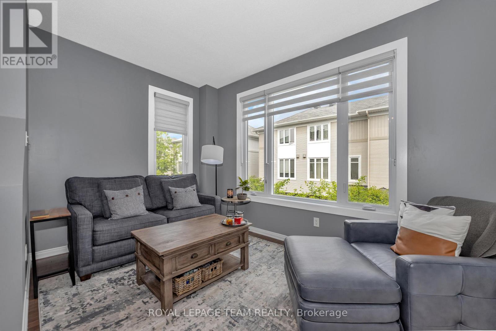 69 Songbird Private, Ottawa, Ontario  K2H 0A3 - Photo 11 - X12209147