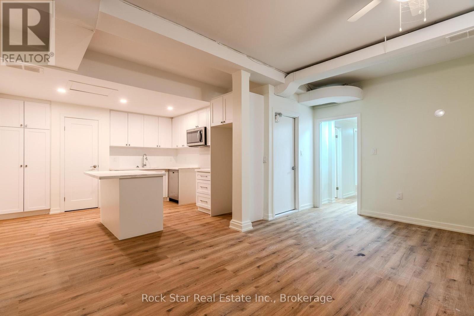 108 Niagara Falls Road, Thorold, Ontario  L2V 1H4 - Photo 19 - X12209085