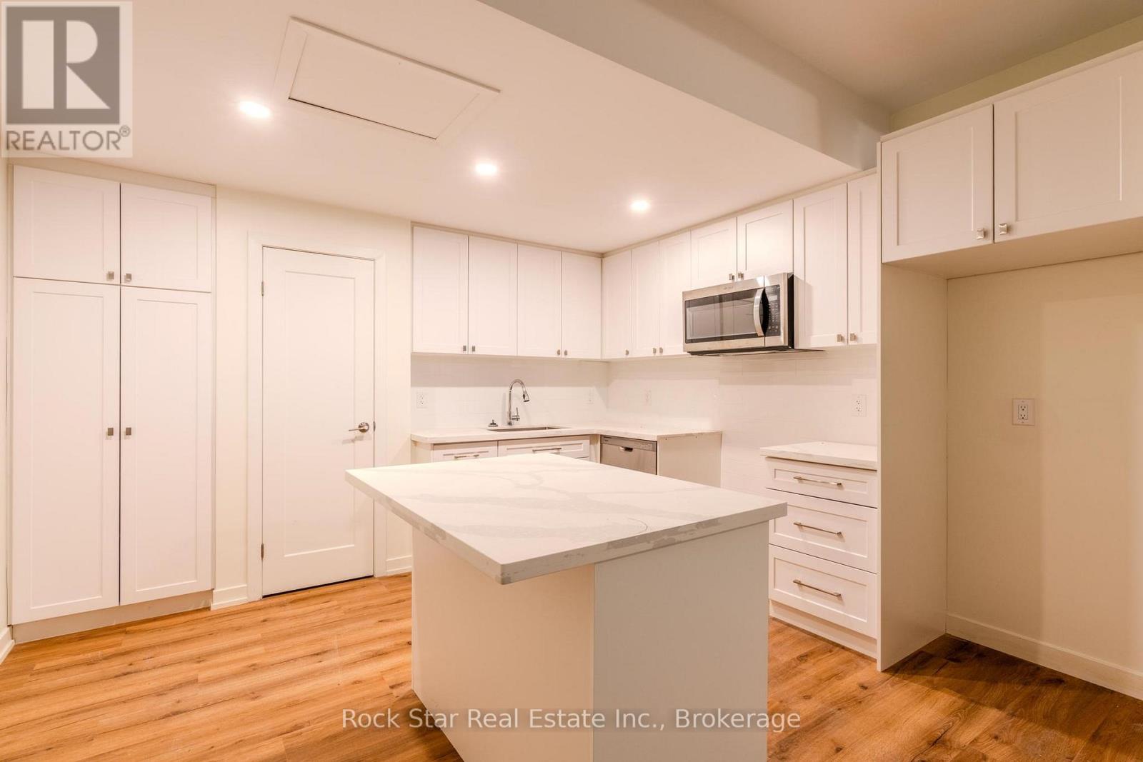 108 Niagara Falls Road, Thorold, Ontario  L2V 1H4 - Photo 21 - X12209085