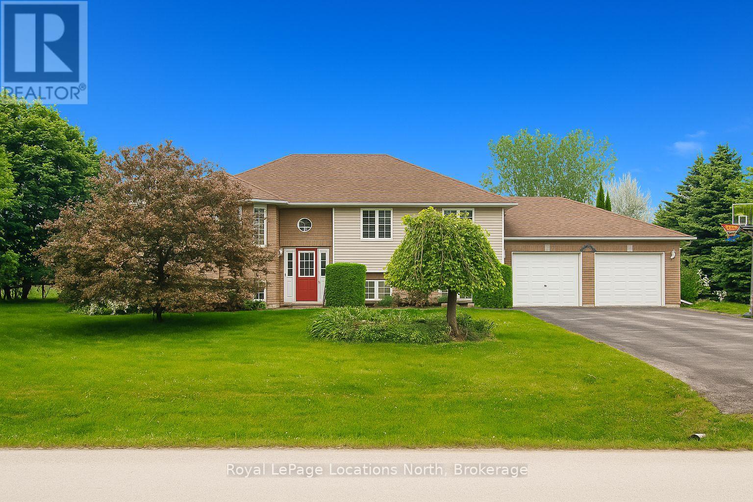 26 BLACKBURN AVENUE, Clearview, Ontario
