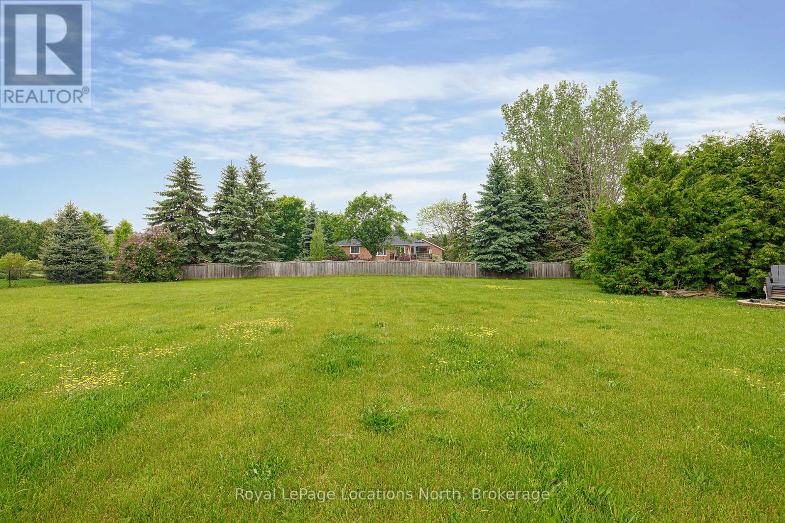 26 Blackburn Avenue, Clearview, Ontario  L0M 1P0 - Photo 33 - S12208990
