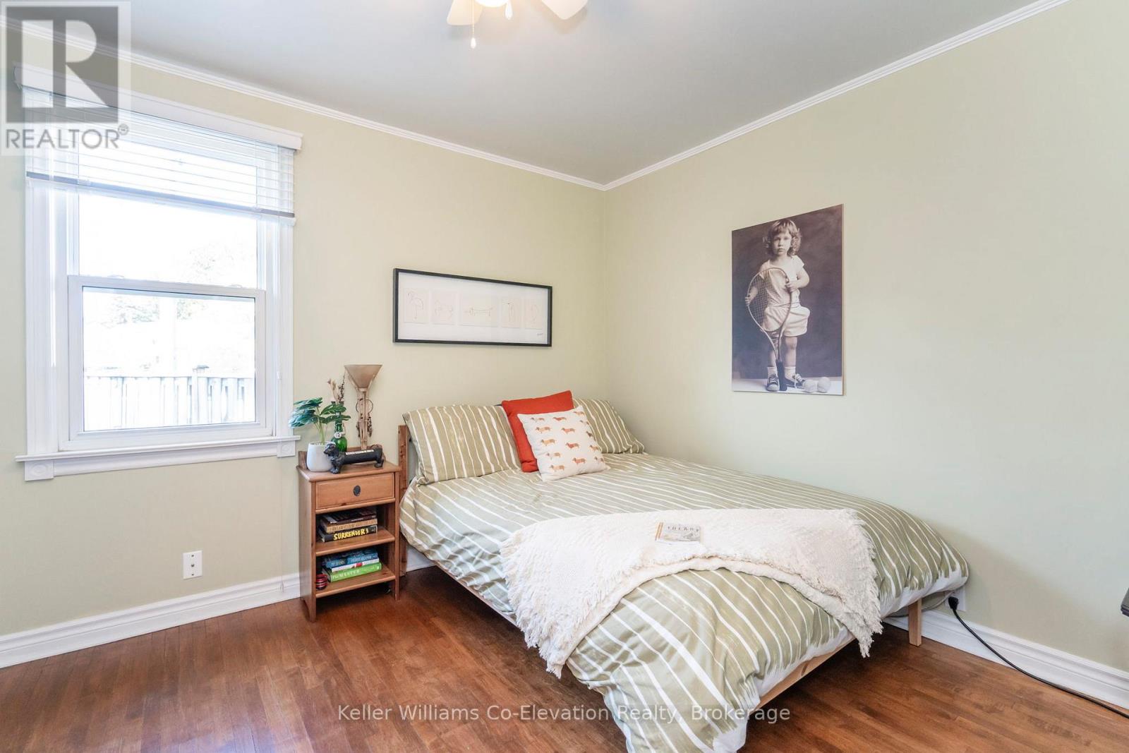 94 Innisfil Street, Barrie, Ontario  L4N 3E4 - Photo 15 - S12209027
