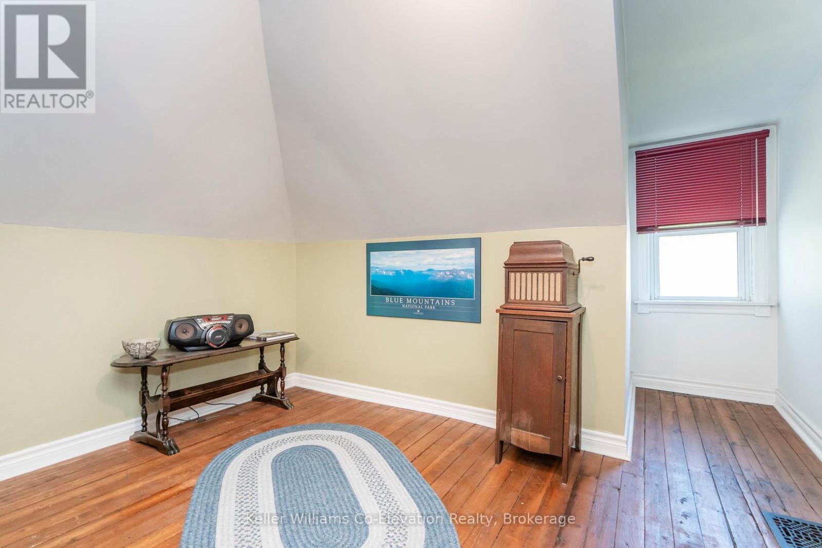 94 Innisfil Street, Barrie, Ontario  L4N 3E4 - Photo 22 - S12209027