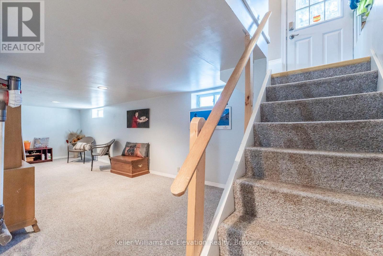 94 Innisfil Street, Barrie, Ontario  L4N 3E4 - Photo 26 - S12209027