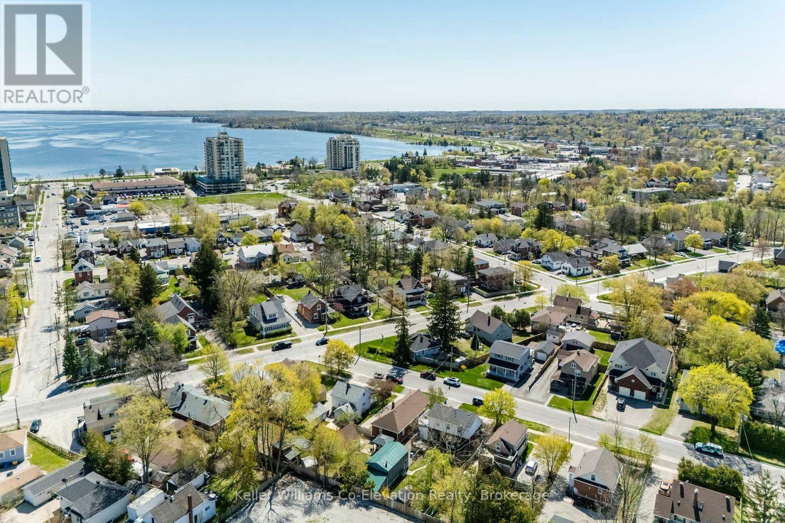 94 Innisfil Street, Barrie, Ontario  L4N 3E4 - Photo 43 - S12209027