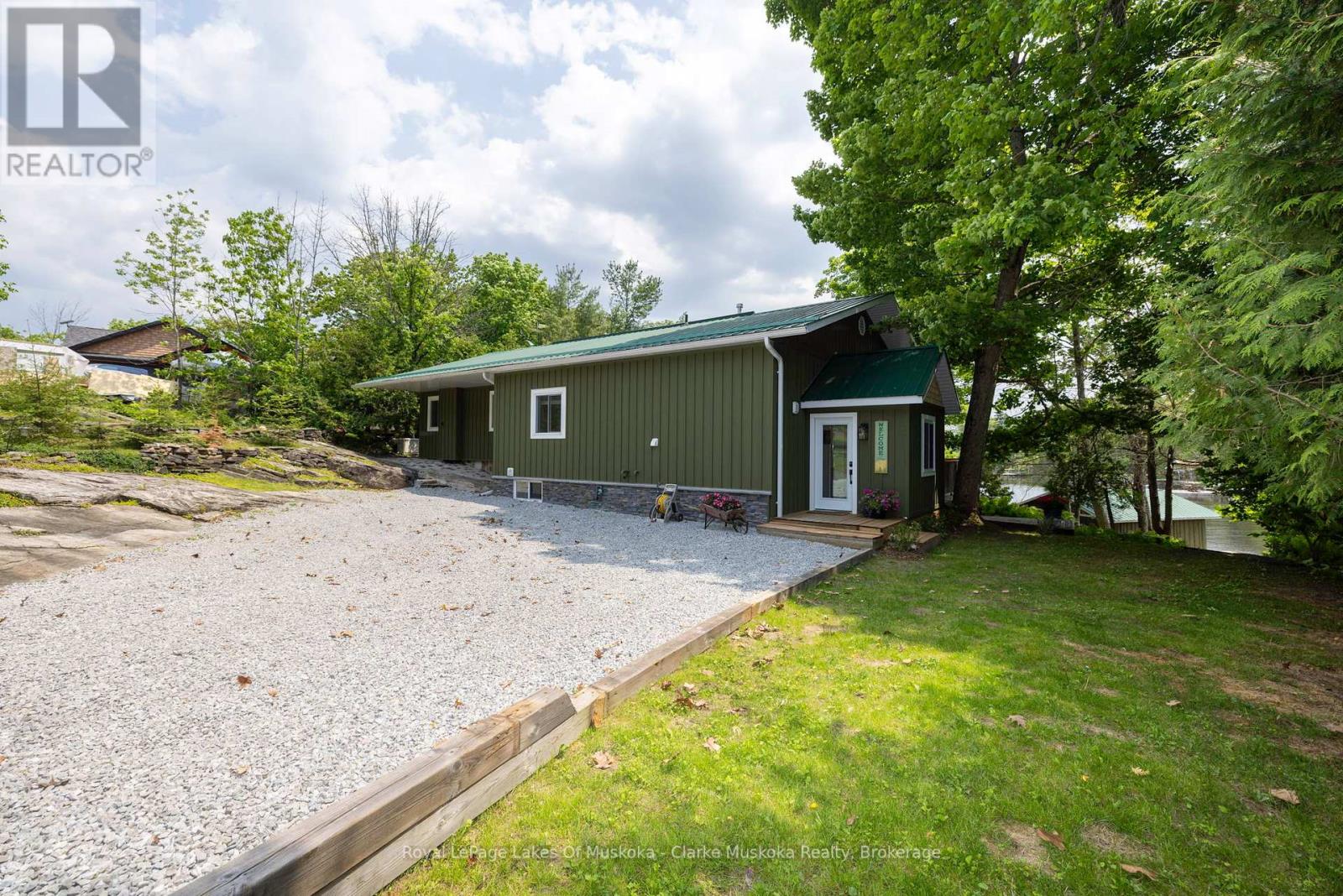 1719 Ellis Road, Severn, Ontario  L0K 1E0 - Photo 27 - S12209106