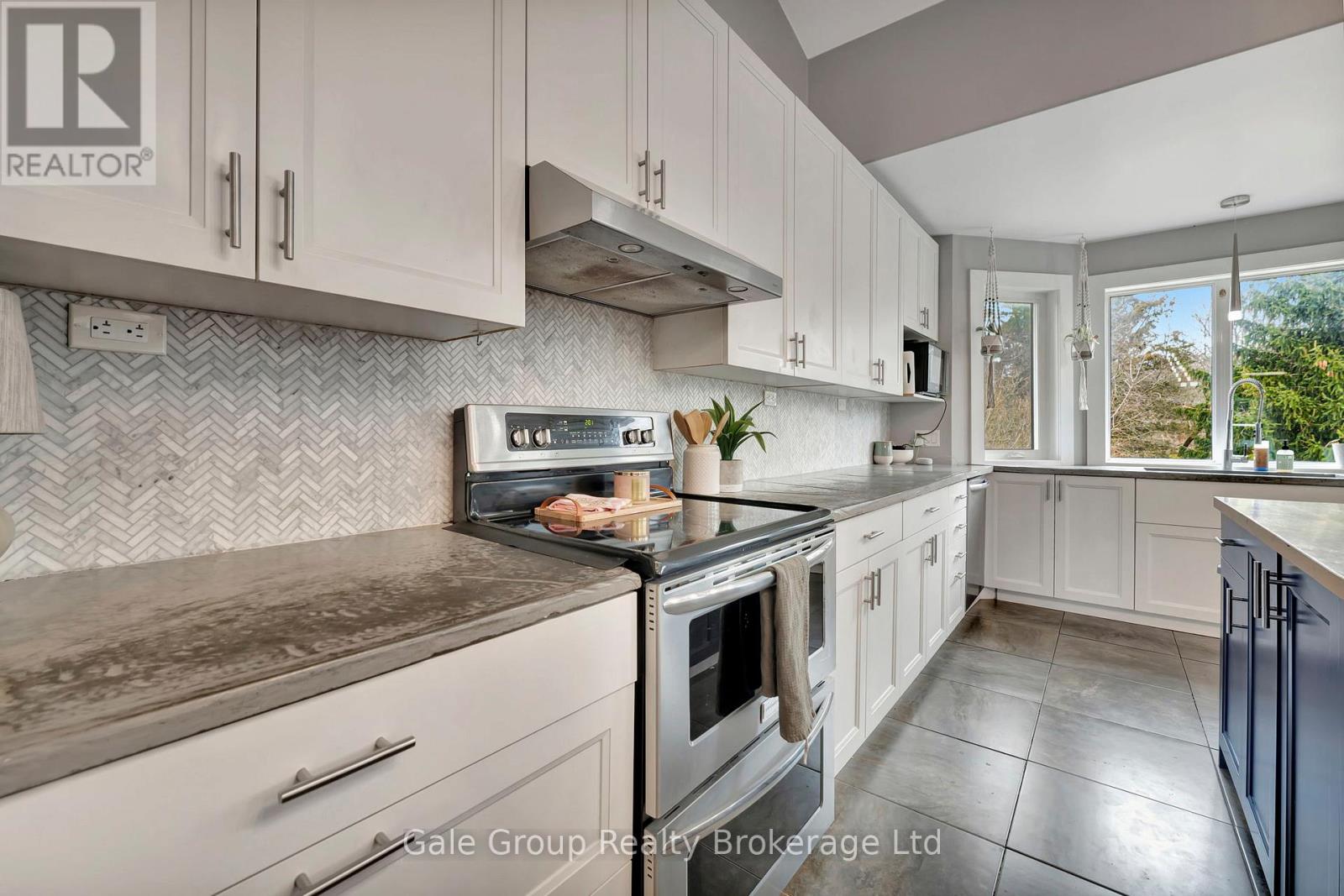 80 Frederick Street, Woodstock, Ontario  N4S 7W1 - Photo 20 - X12209094