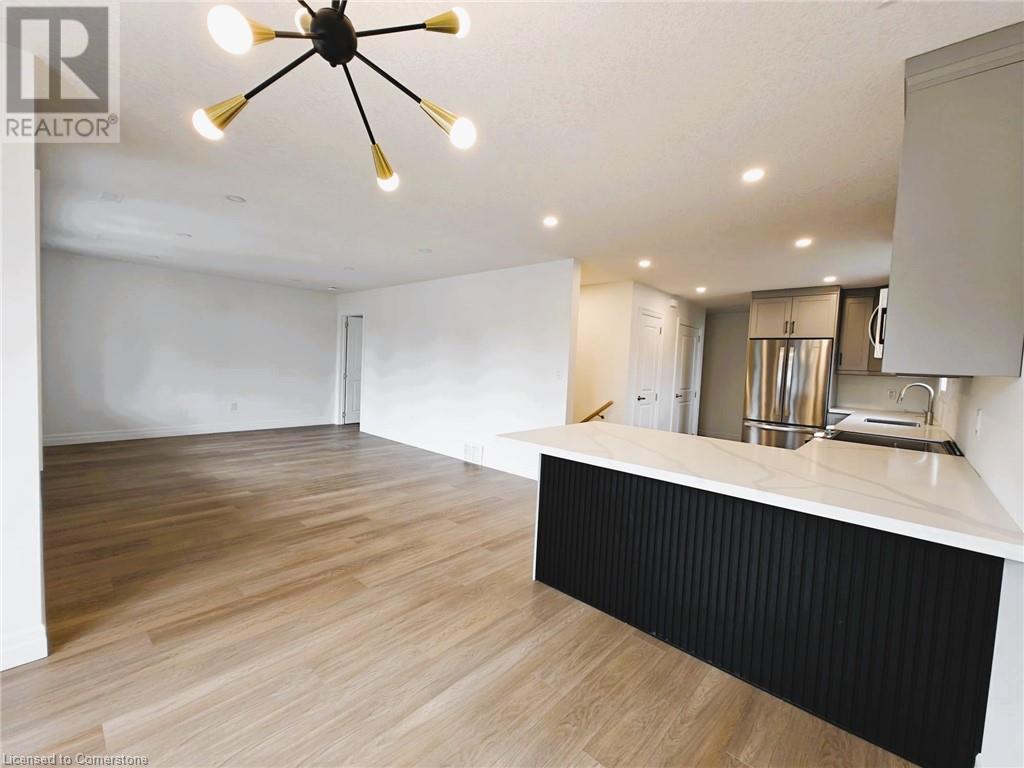70 Elmwood Avenue Unit# Unit 2, Cambridge, Ontario  N1R 4Y4 - Photo 7 - 40739250