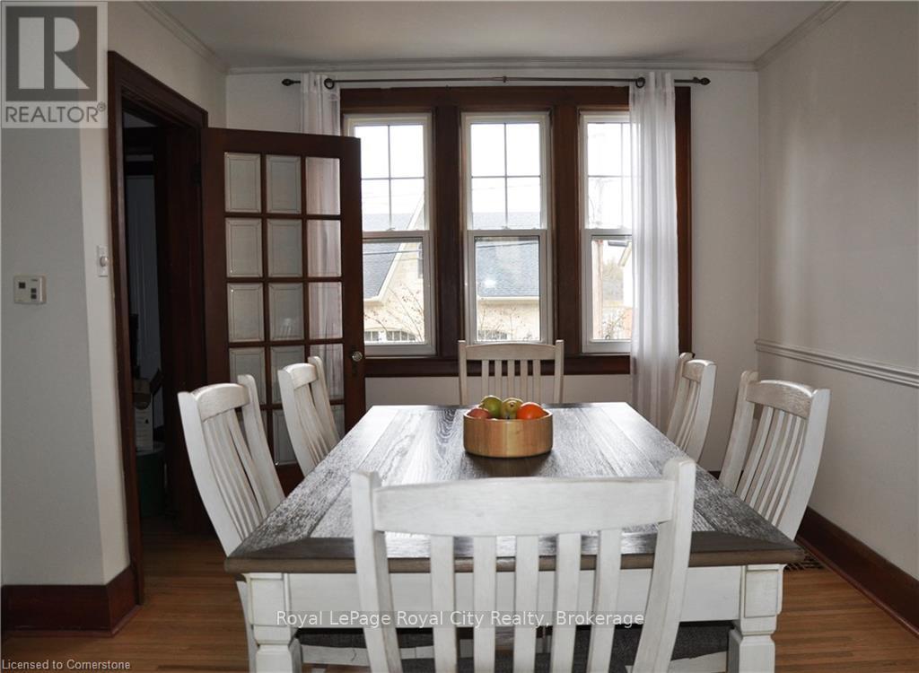 168 Queen Street E, Cambridge, Ontario  N3C 2B2 - Photo 6 - X12209113