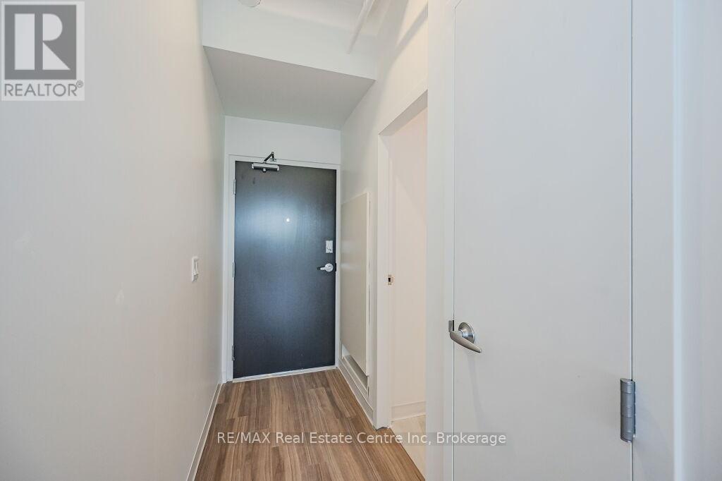 520 - 120 Huron Street, Guelph, Ontario  N1E 0T8 - Photo 3 - X12209192