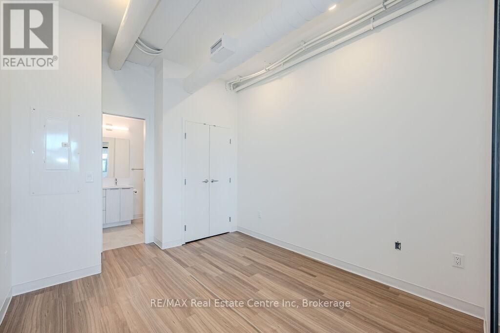 520 - 120 Huron Street, Guelph, Ontario  N1E 0T8 - Photo 8 - X12209192