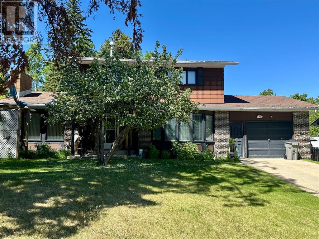 83 Feero Drive, Whitecourt, Alberta  T7S 1E7 - Photo 2 - A2191715