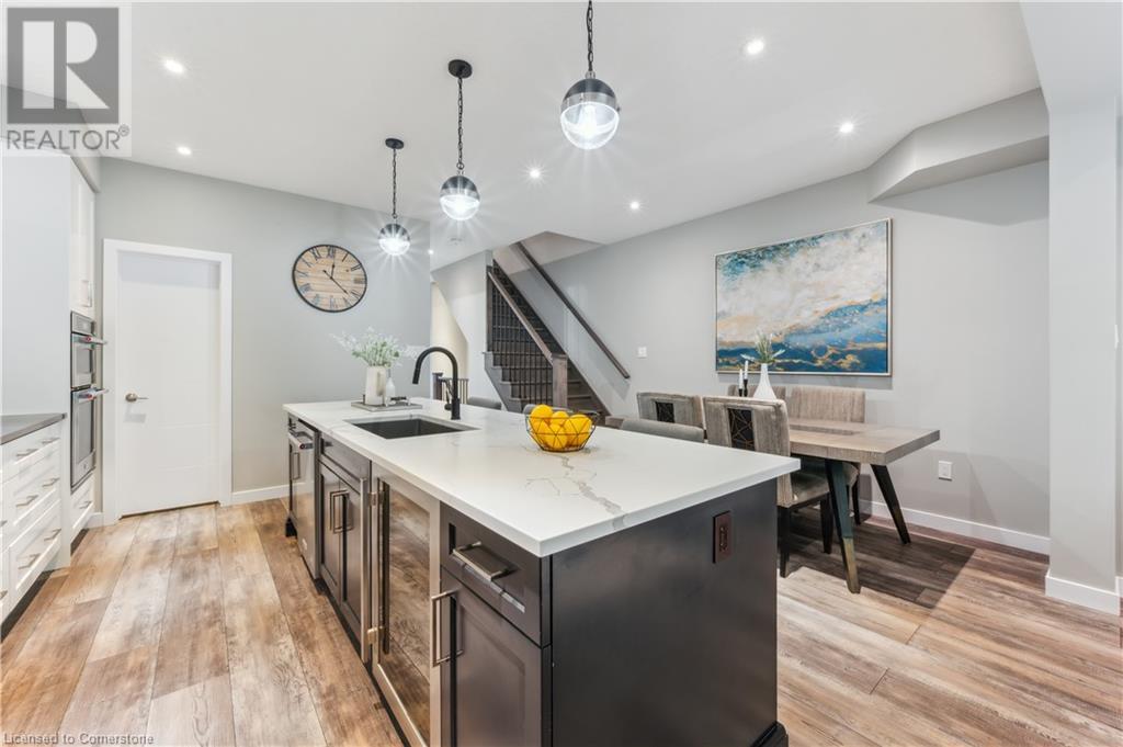 946 Robert Ferrie Drive, Kitchener, Ontario  N2R 0P9 - Photo 11 - 40732318