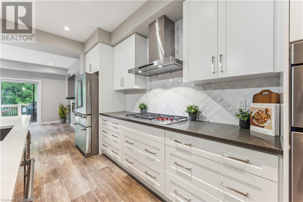 946 Robert Ferrie Drive, Kitchener, Ontario  N2R 0P9 - Photo 8 - 40732318