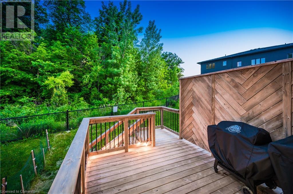 946 Robert Ferrie Drive, Kitchener, Ontario  N2R 0P9 - Photo 36 - 40732318