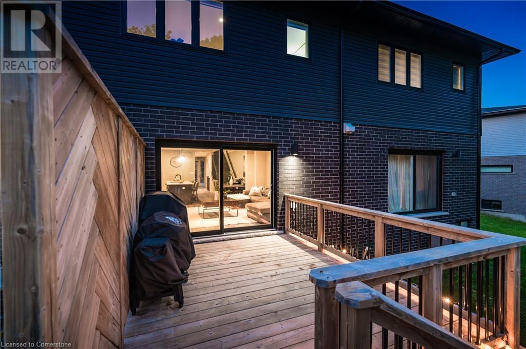 946 Robert Ferrie Drive, Kitchener, Ontario  N2R 0P9 - Photo 37 - 40732318