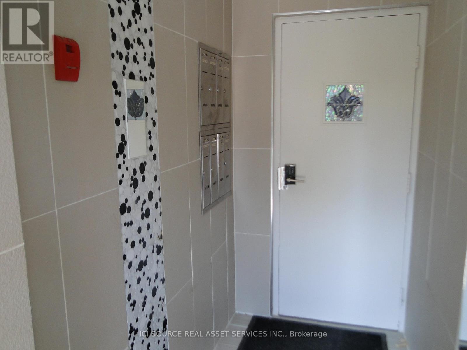 72 Pembroke Street, Toronto, Ontario  M5A 2N8 - Photo 19 - C12208759
