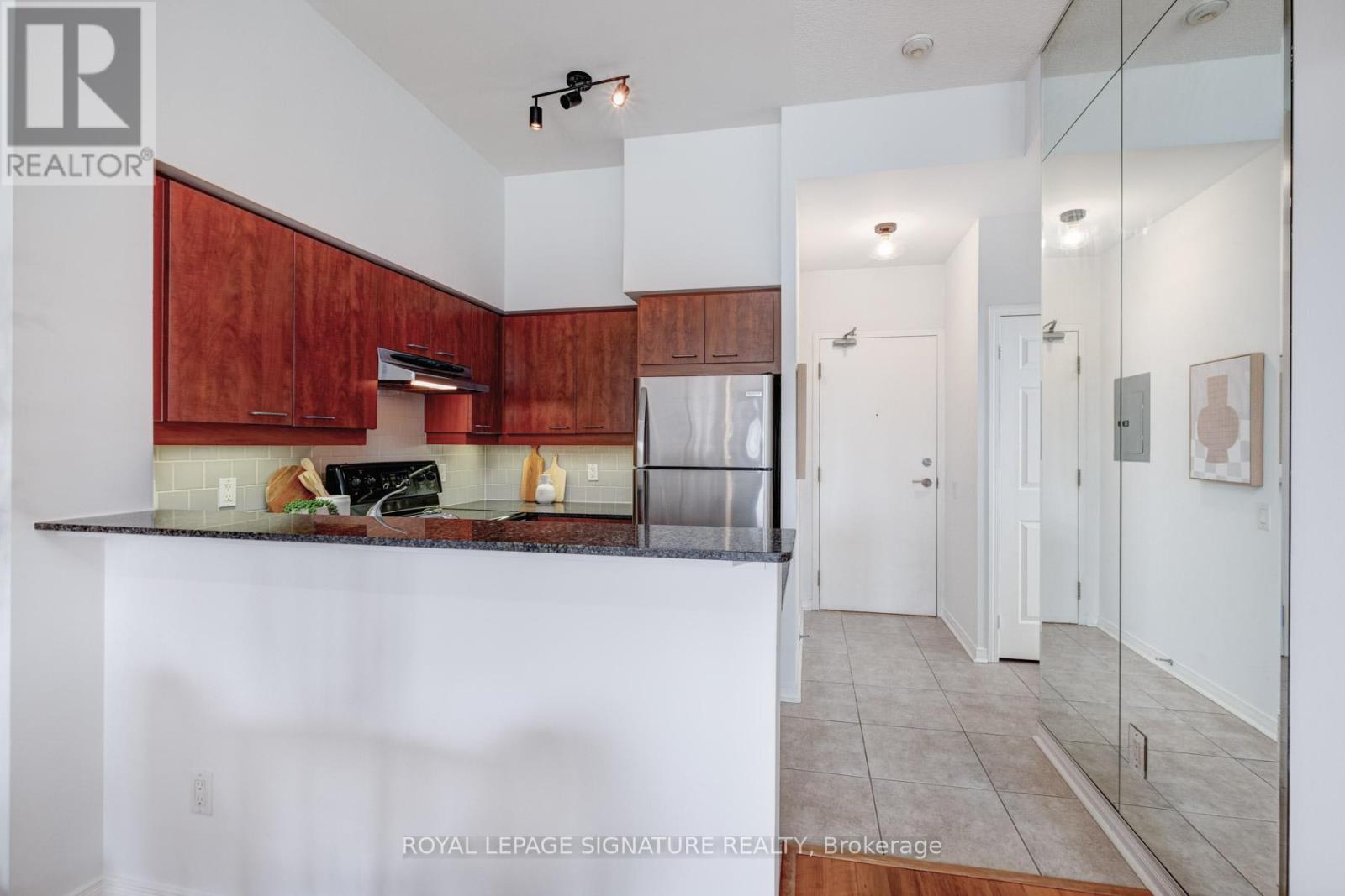 511 - 481 Rosewell Avenue, Toronto, Ontario  M4R 2J1 - Photo 3 - C12208901