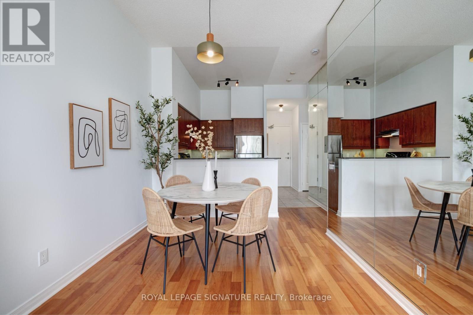 511 - 481 Rosewell Avenue, Toronto, Ontario  M4R 2J1 - Photo 4 - C12208901