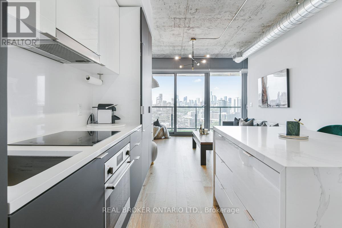 2303 - 170 Bayview Avenue, Toronto (Waterfront Communities), Ontario  M5A 0M4 - Photo 6 - C12208924