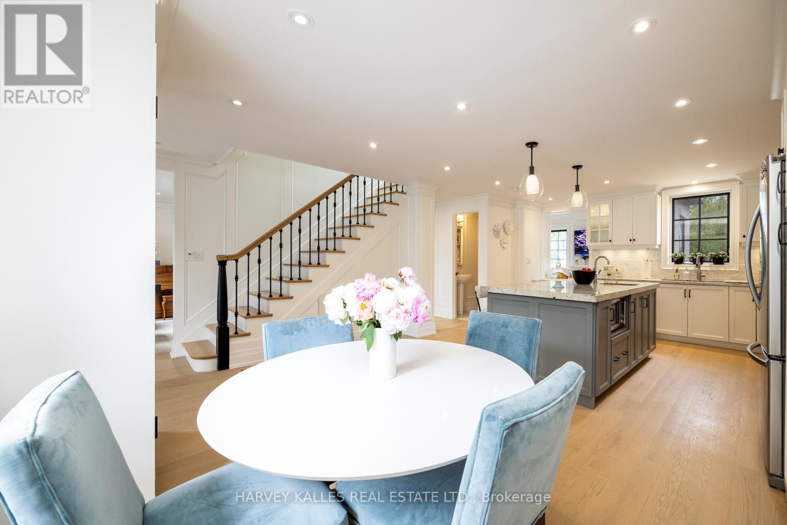 84 Kimbark Boulevard, Toronto (Bedford Park-Nortown), Ontario  M5N 2Y1 - Photo 11 - C12208943