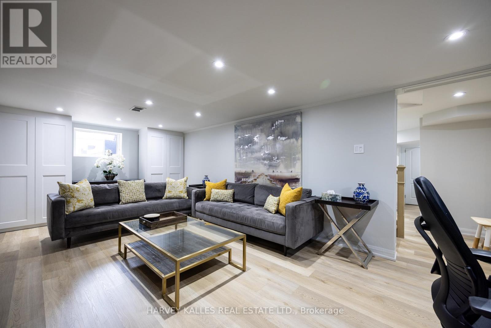 84 Kimbark Boulevard, Toronto (Bedford Park-Nortown), Ontario  M5N 2Y1 - Photo 34 - C12208943