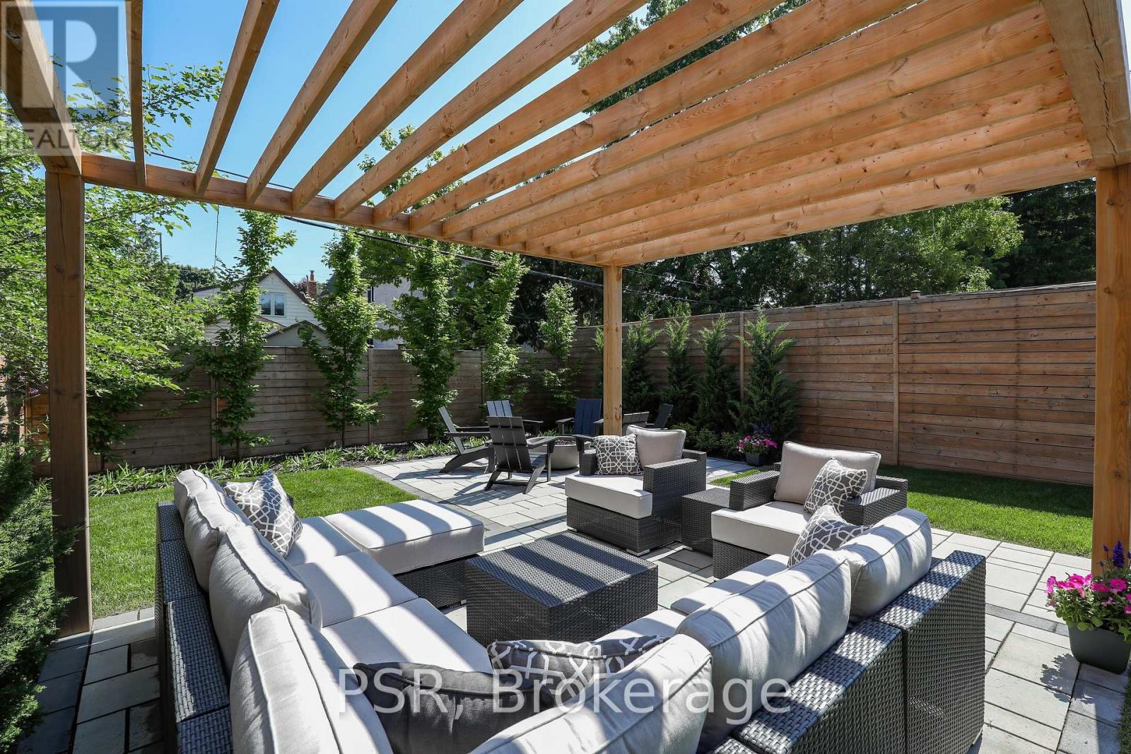 571 Broadway Avenue, Toronto, Ontario  M4G 2S2 - Photo 38 - C12208944