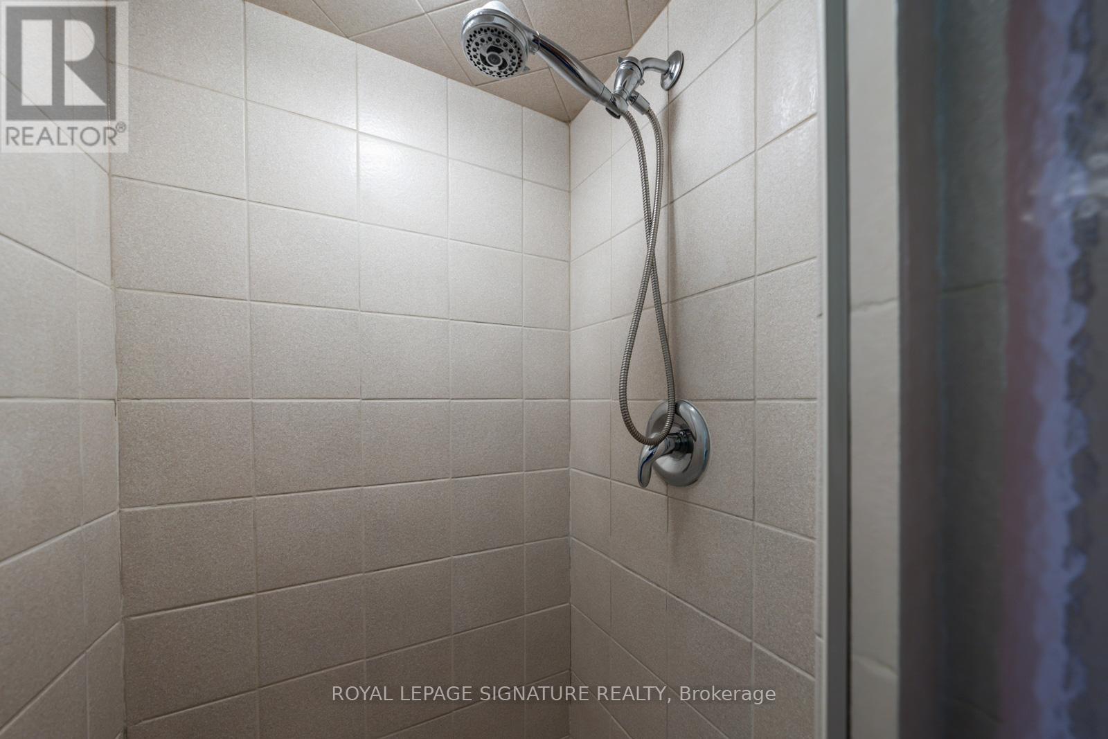 23 Brandy Court, Toronto, Ontario  M3B 3C6 - Photo 43 - C12208960