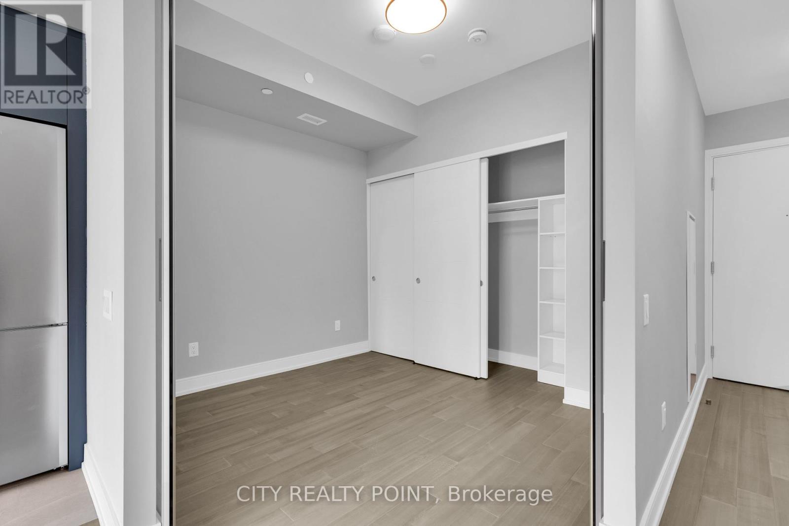 212 - 664 Spadina Avenue, Toronto, Ontario  M5S 2H7 - Photo 5 - C12208965