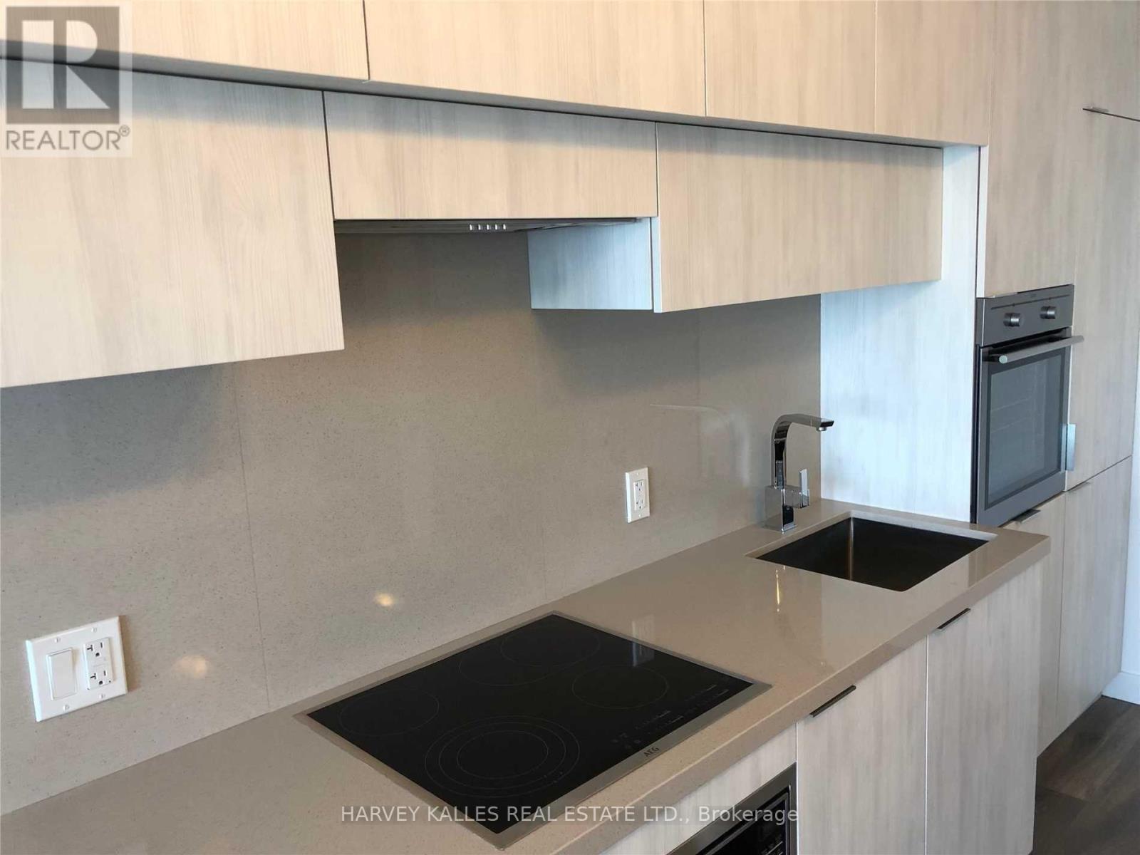5206 - 8 Eglinton Avenue E, Toronto, Ontario  M4P 1A6 - Photo 9 - C12209013