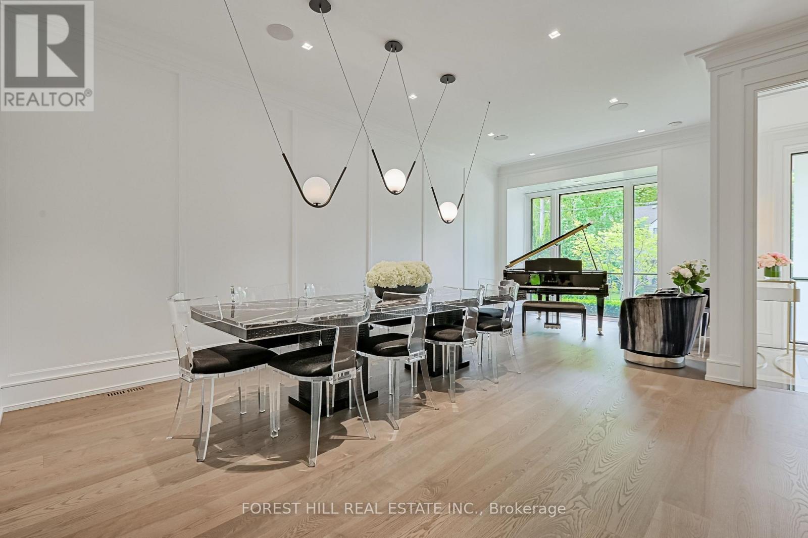 14 Oriole Gardens, Toronto, Ontario  M4V 1J7 - Photo 5 - C12209019