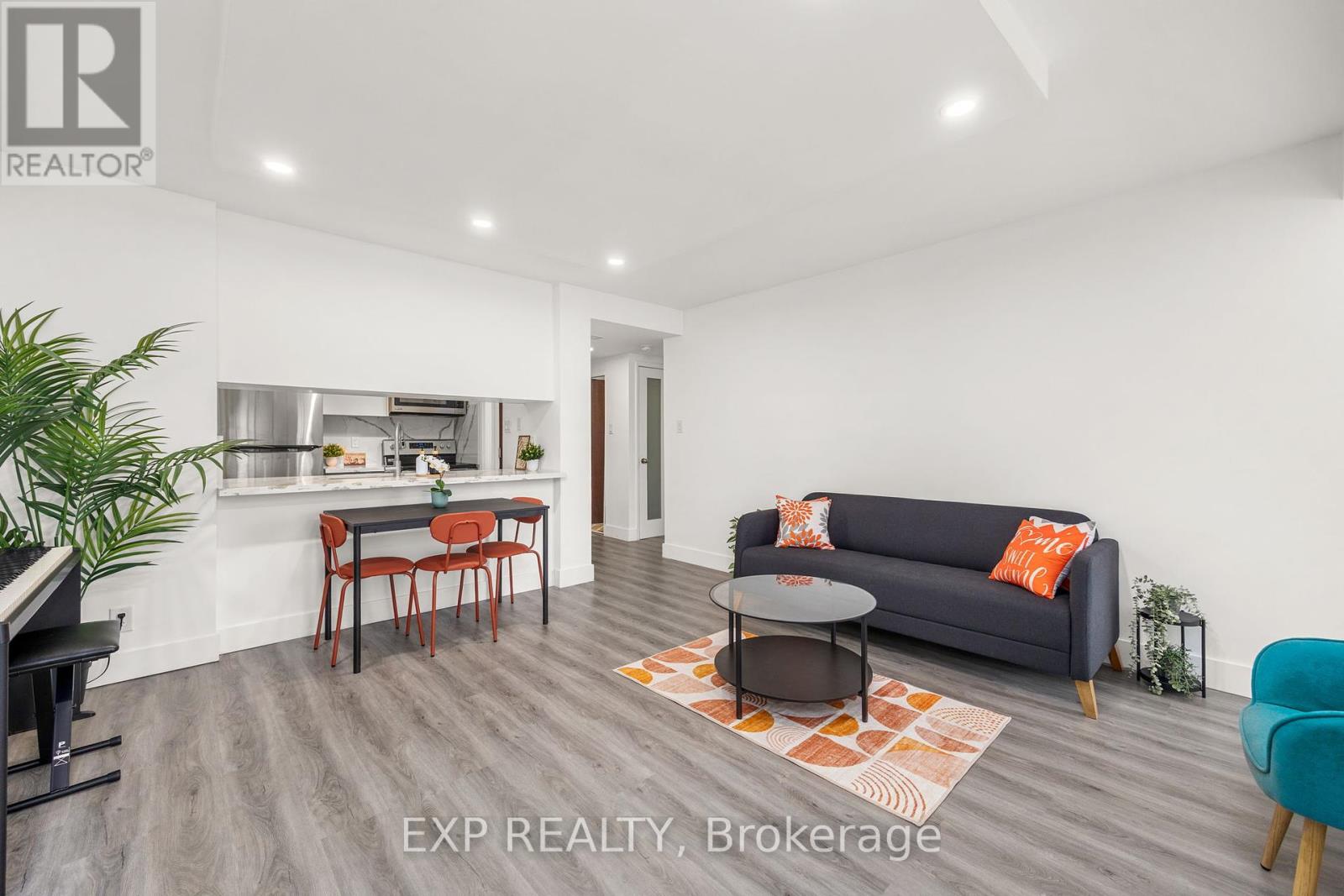 817 - 711 Bay Street, Toronto, Ontario  M5G 2J8 - Photo 12 - C12209022
