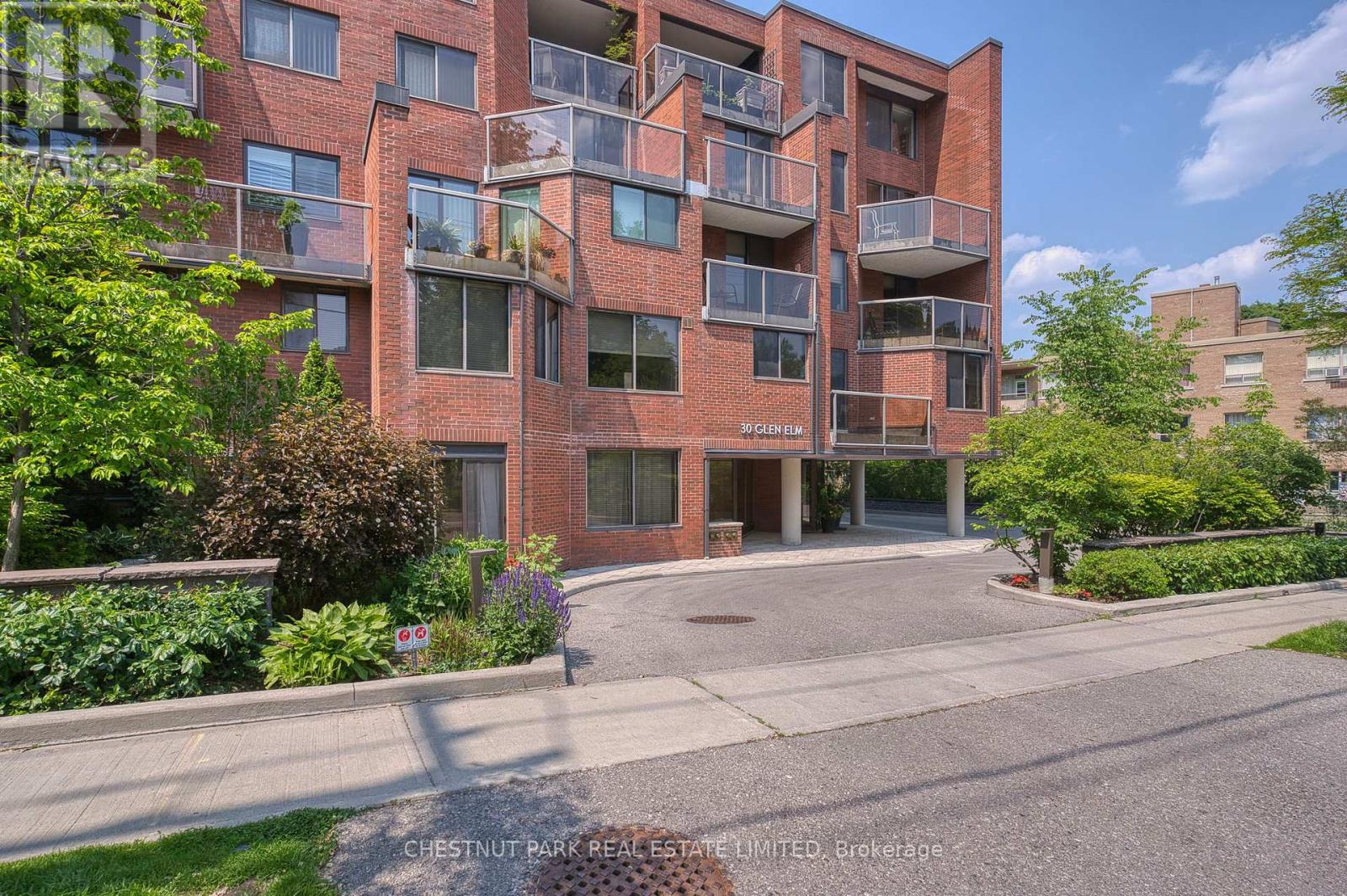 301 - 30 GLEN ELM AVENUE, Toronto, Ontario