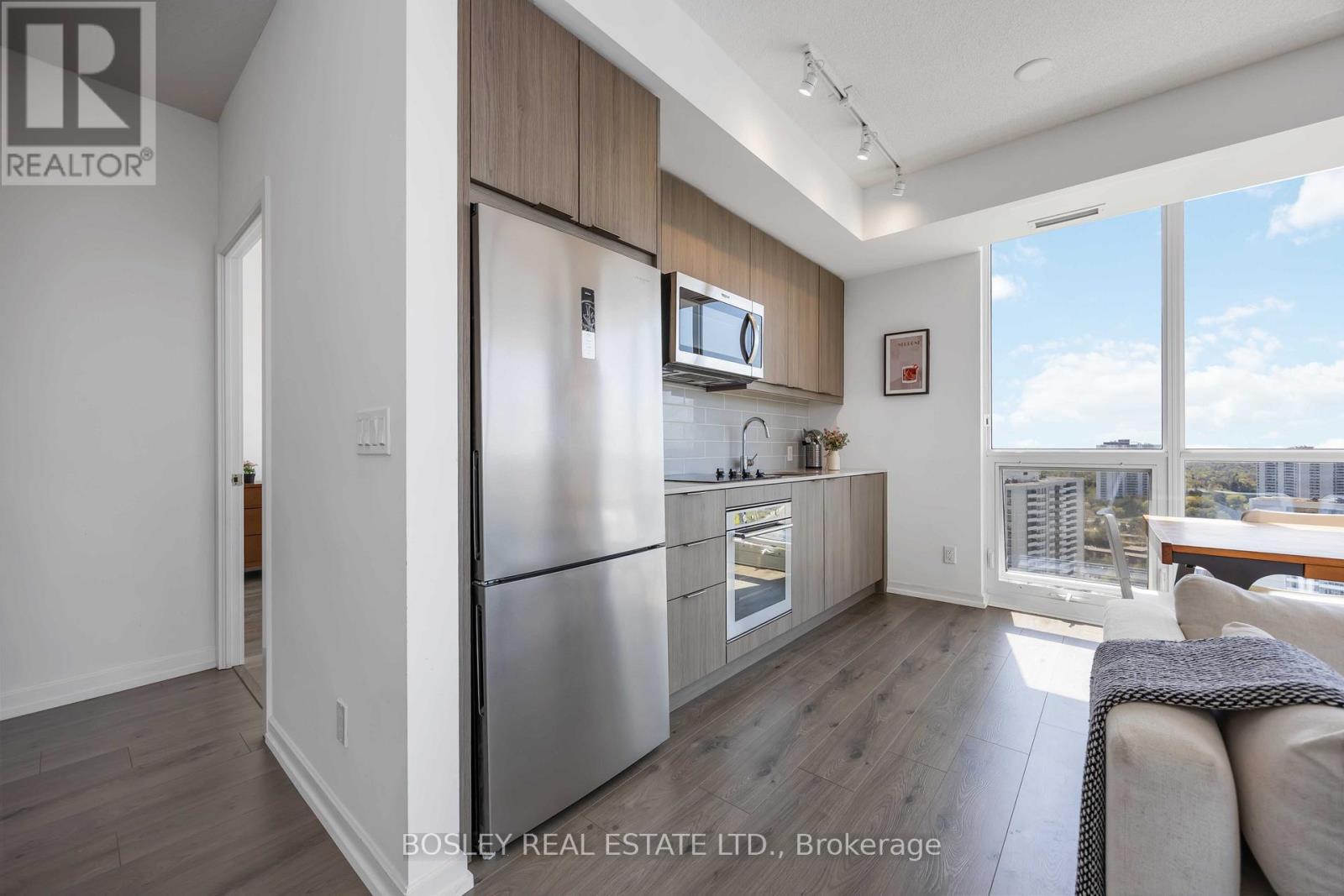 1807 - 38 Forest Manor Road, Toronto, Ontario  M2J 0H4 - Photo 10 - C12209053