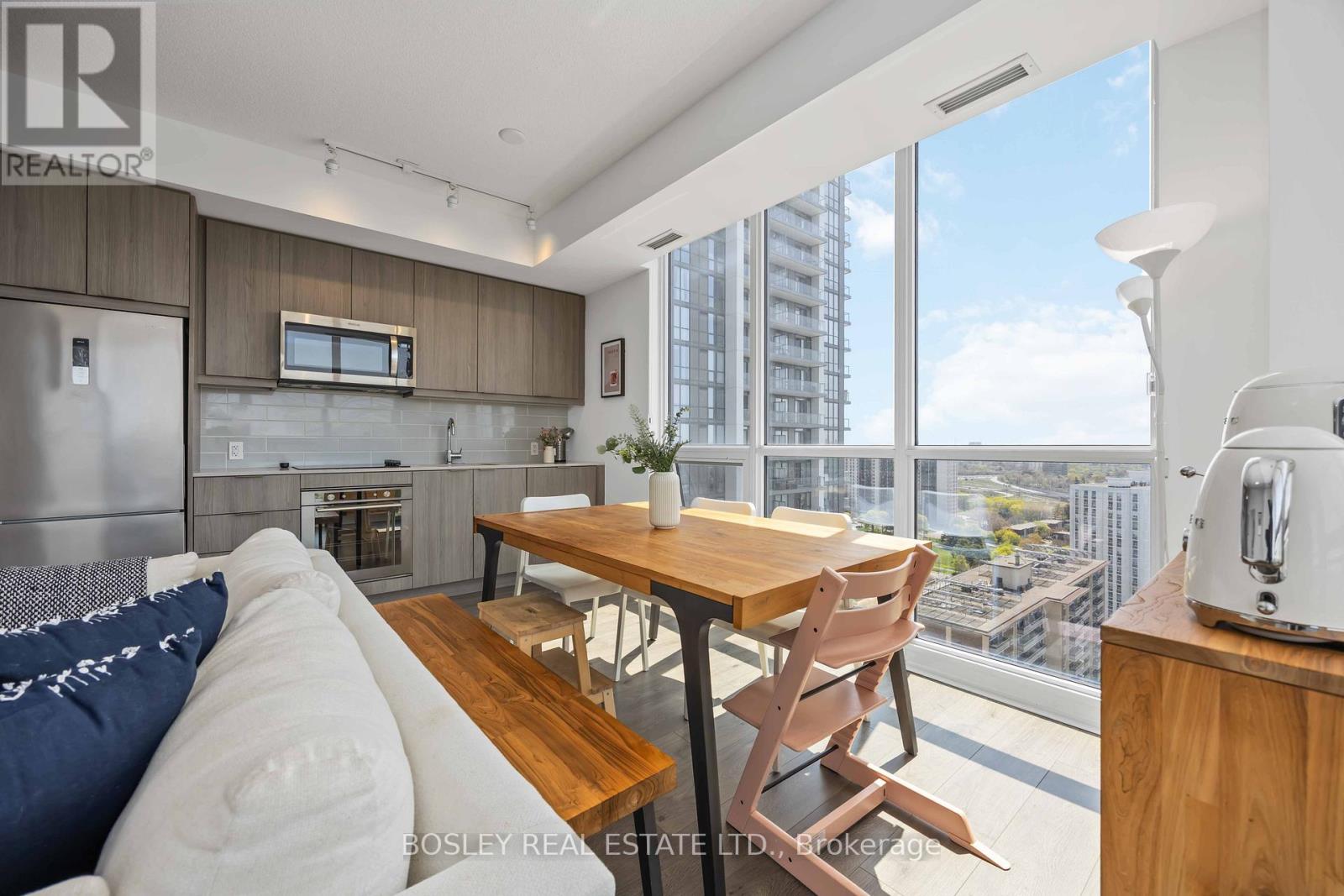 1807 - 38 Forest Manor Road, Toronto, Ontario  M2J 0H4 - Photo 6 - C12209053
