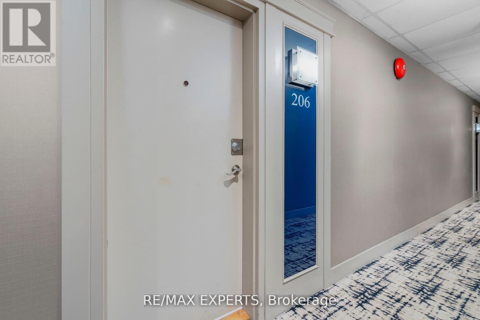206 - 1000 Sheppard Avenue W, Toronto, Ontario  M3H 2T6 - Photo 4 - C12209062