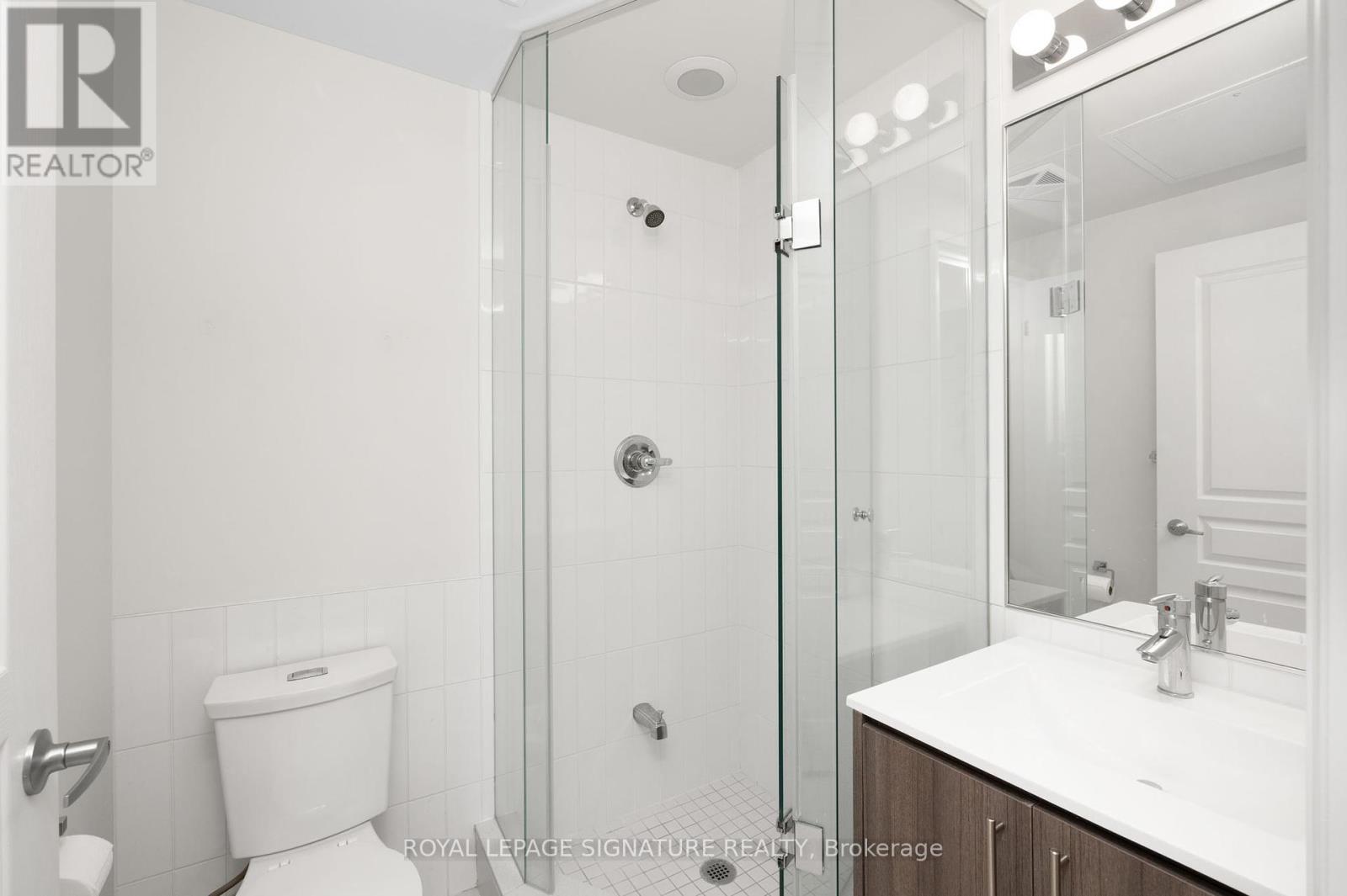 1004 - 85 The Donway W, Toronto, Ontario  M3C 0L9 - Photo 11 - C12209110