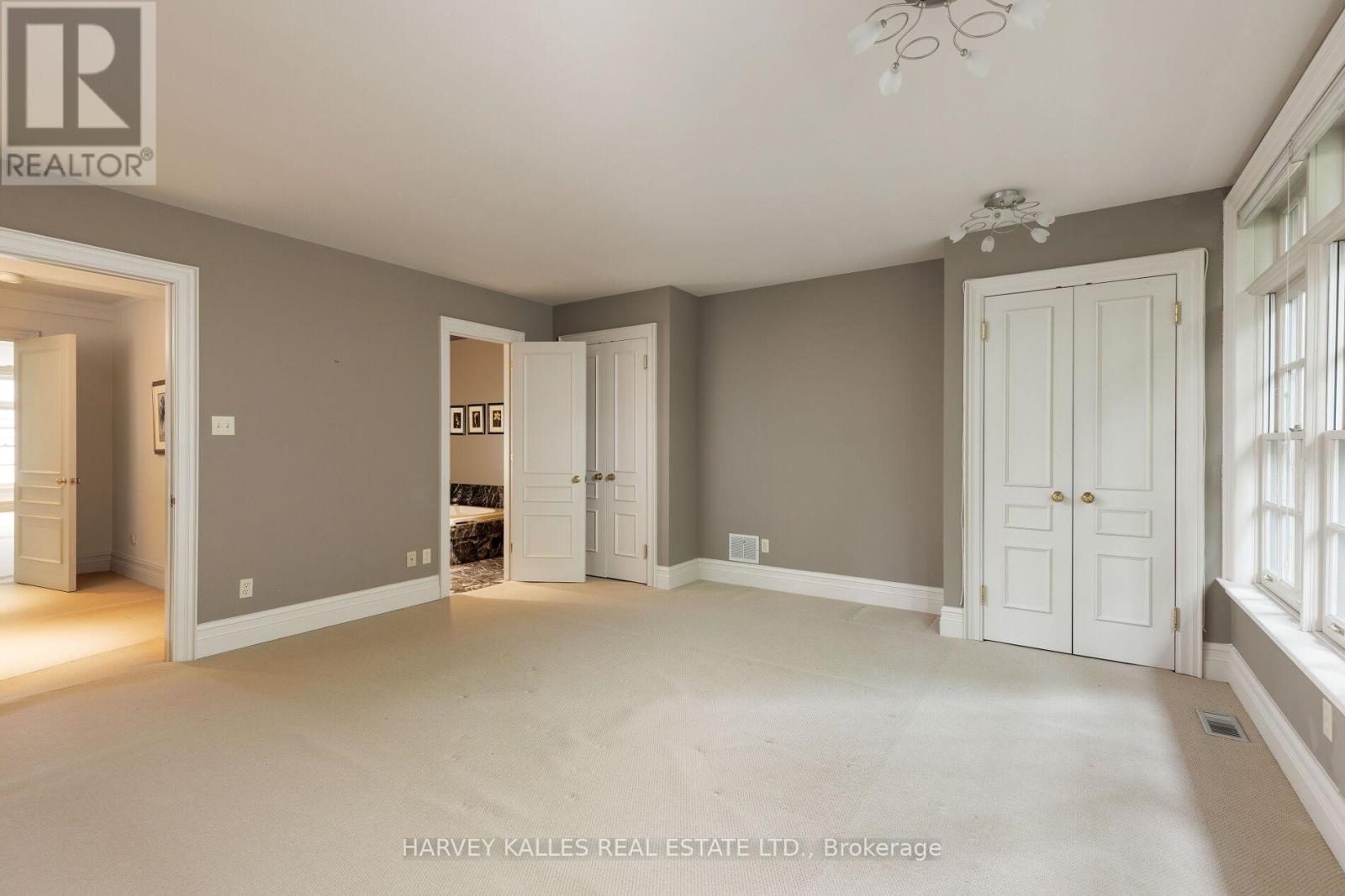 11 Berryman Street, Toronto, Ontario  M5R 1M7 - Photo 24 - C12209116