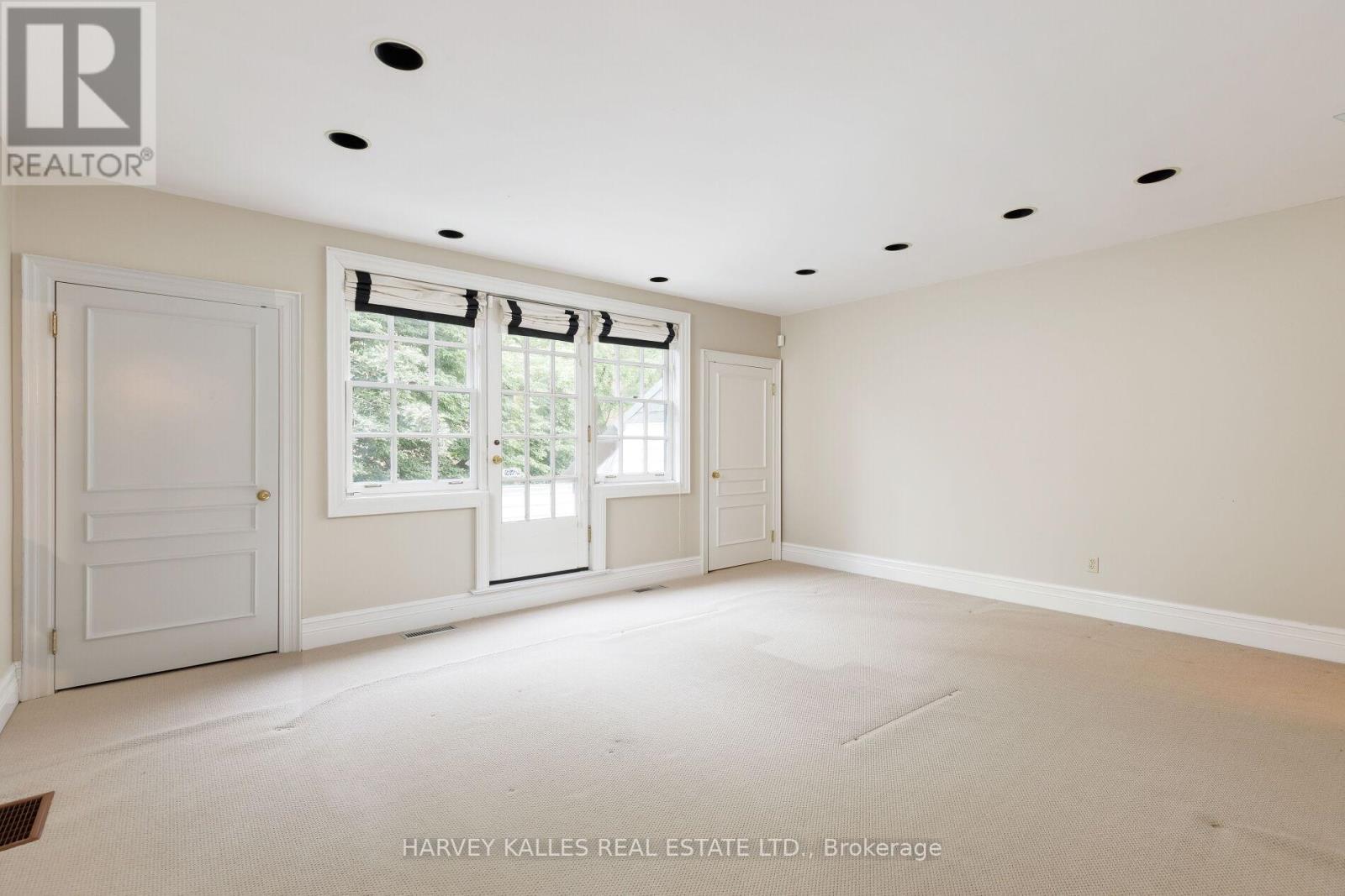 11 Berryman Street, Toronto, Ontario  M5R 1M7 - Photo 31 - C12209116