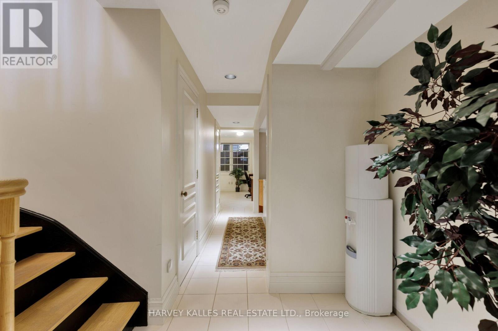 11 Berryman Street, Toronto, Ontario  M5R 1M7 - Photo 35 - C12209116