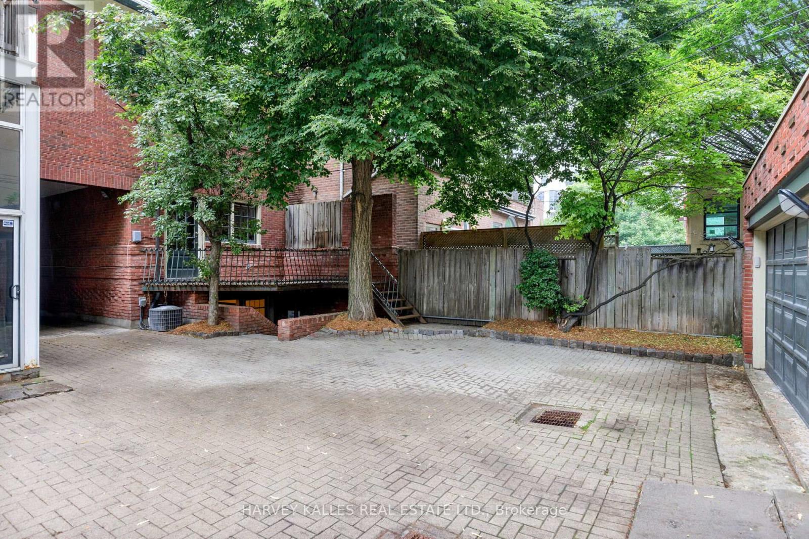 11 Berryman Street, Toronto, Ontario  M5R 1M7 - Photo 41 - C12209116