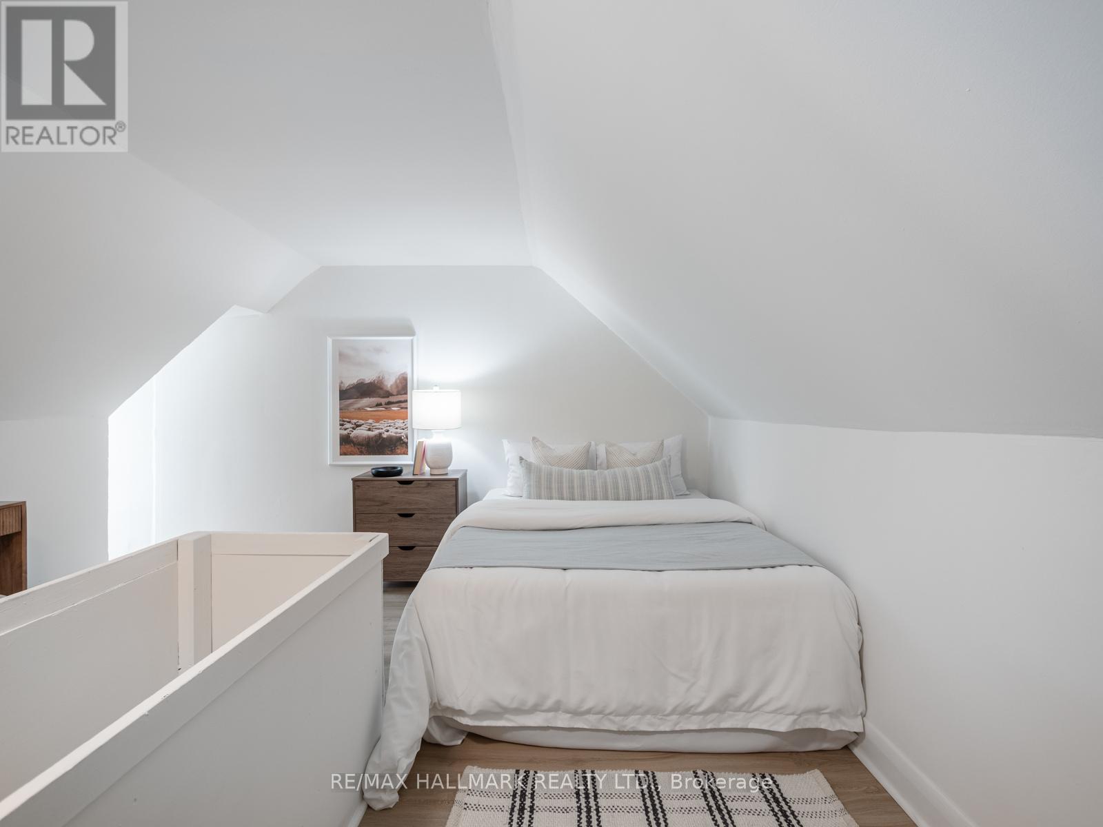 85 Mackenzie Crescent, Toronto (Little Portugal), Ontario  M6J 1T2 - Photo 37 - C12209121