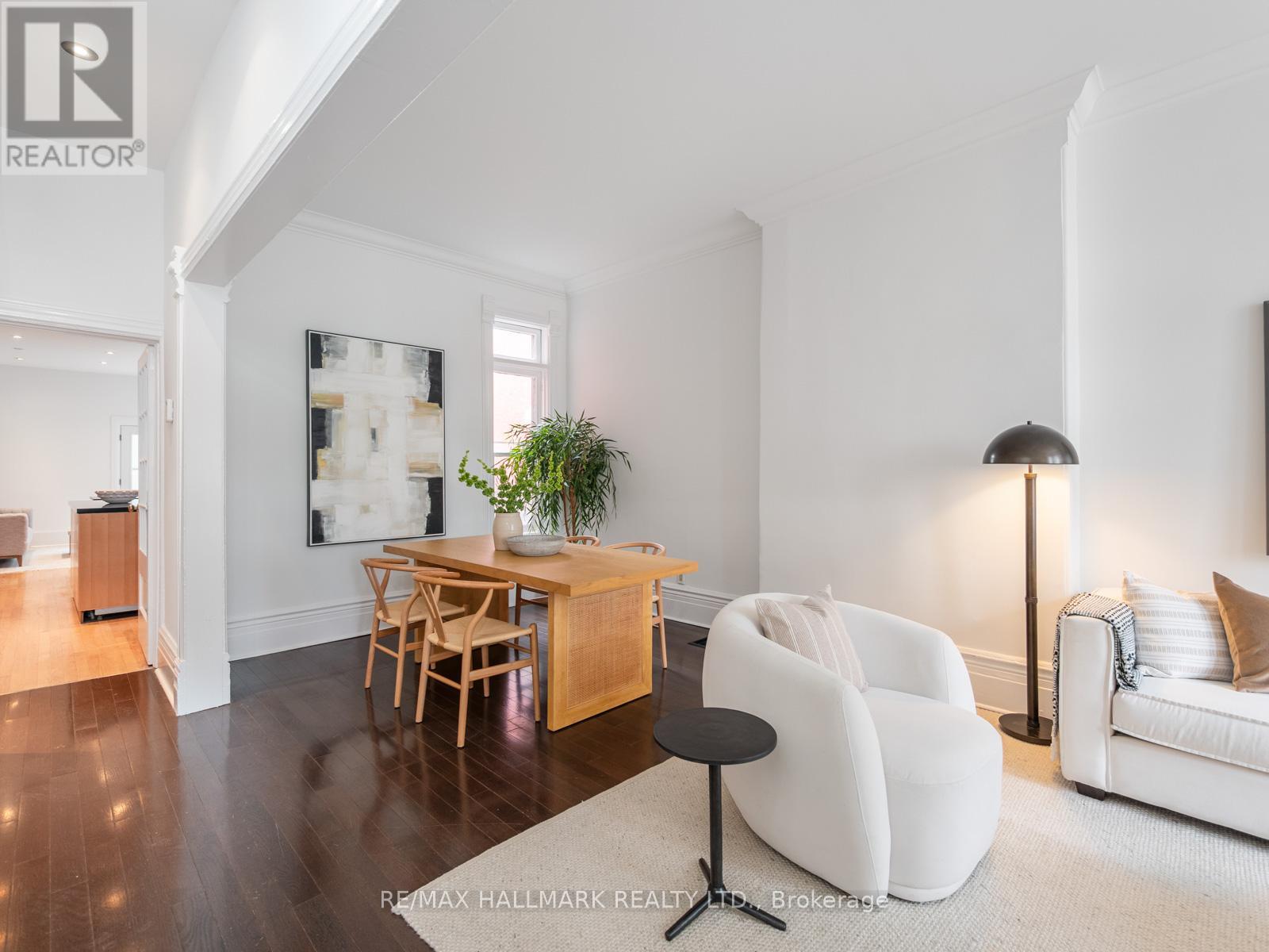 85 Mackenzie Crescent, Toronto (Little Portugal), Ontario  M6J 1T2 - Photo 6 - C12209121