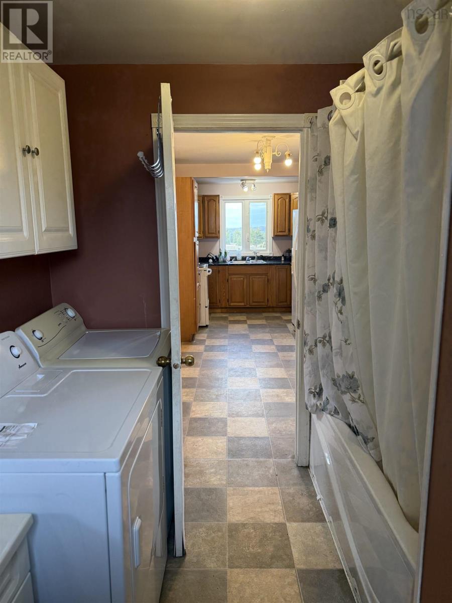 20 Campbells Lane, Main-À-Dieu, Nova Scotia  B1C 1V6 - Photo 9 - 202511651