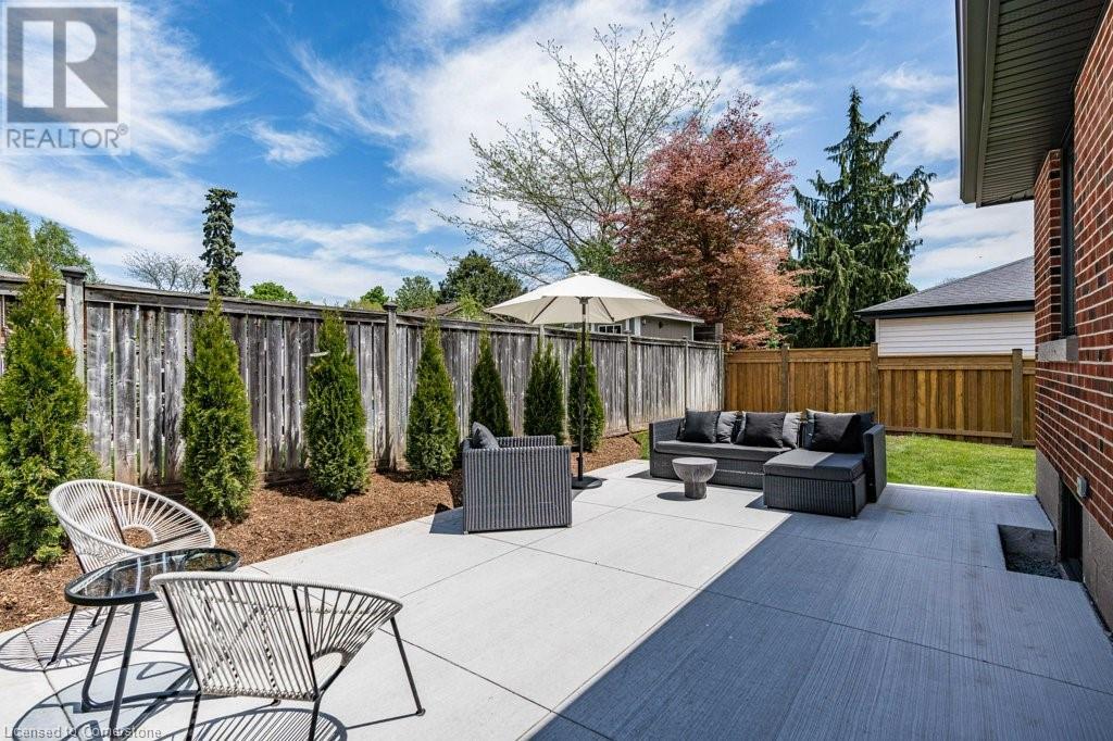 877 Condor Drive, Burlington, Ontario  L7T 3A8 - Photo 42 - 40739477