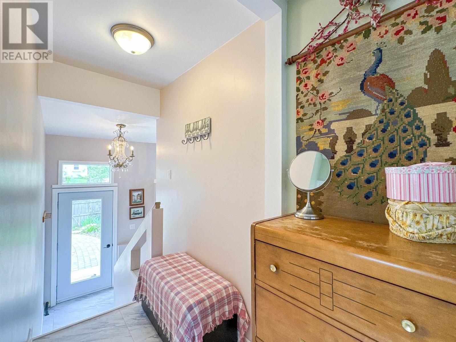 Property at 403A Queen Street image 5