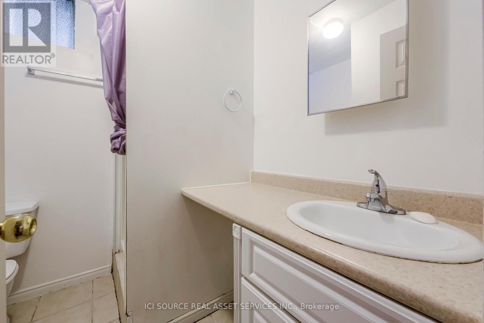 44 Candlebrook Crescent, Toronto, Ontario  M1W 4B4 - Photo 18 - E12208766