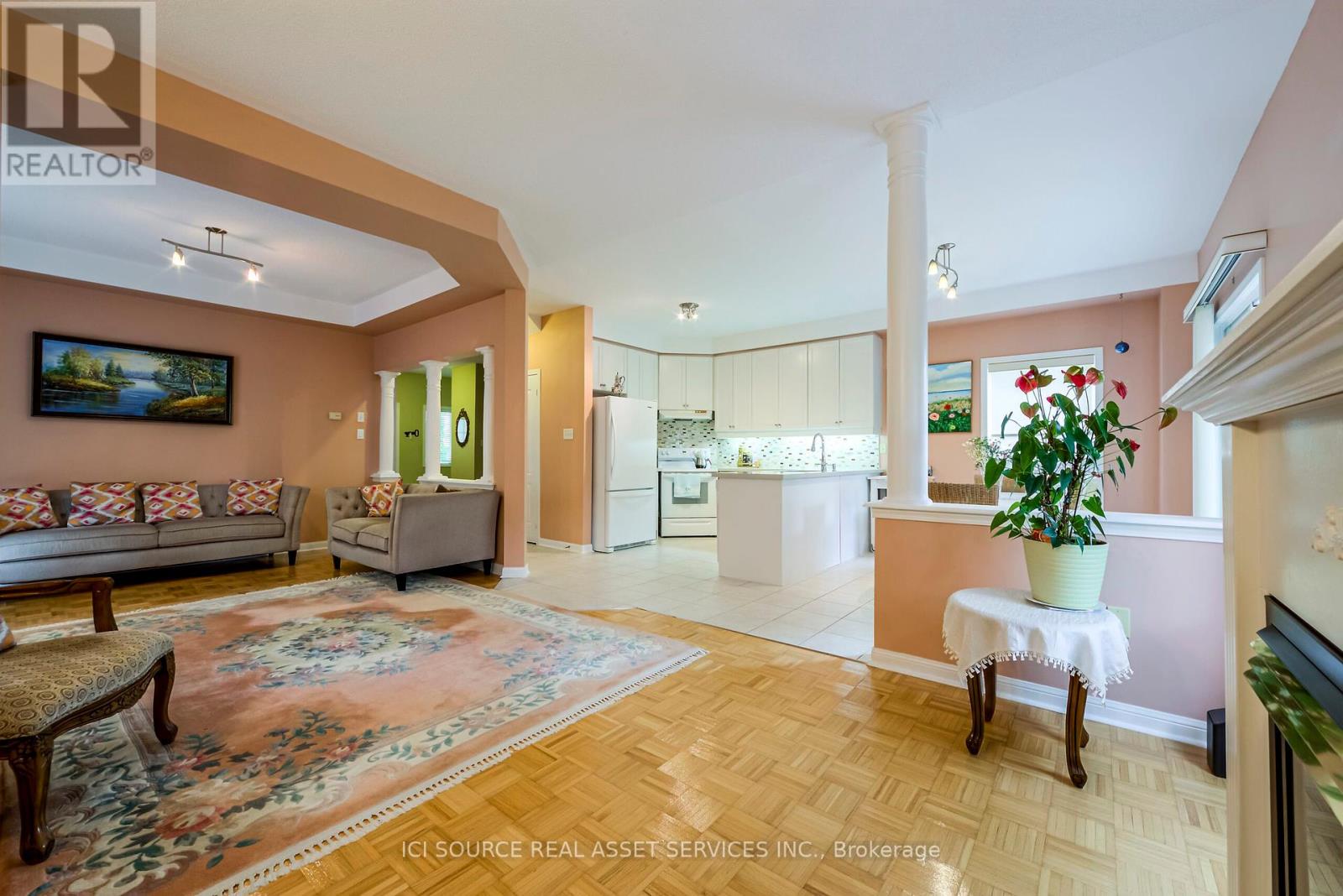 44 Candlebrook Crescent, Toronto, Ontario  M1W 4B4 - Photo 4 - E12208766