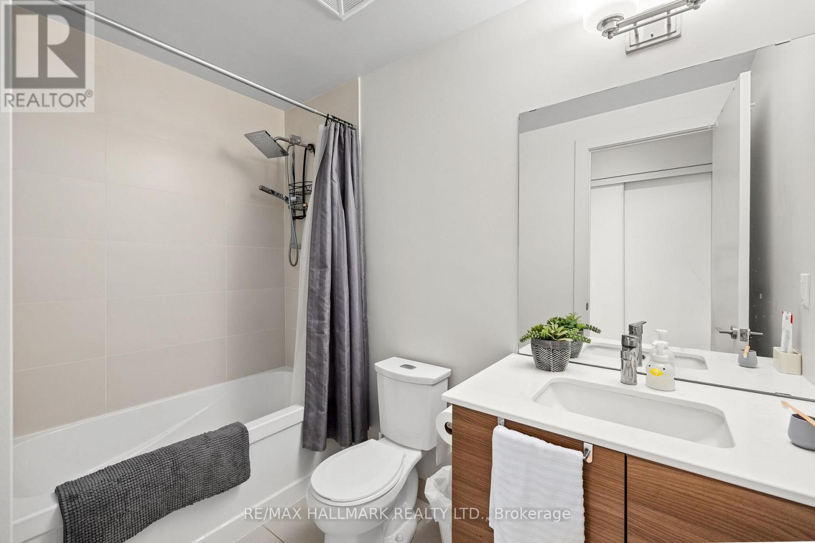 68 Boulton Avenue, Toronto (South Riverdale), Ontario  M4M 2J5 - Photo 9 - E12208780