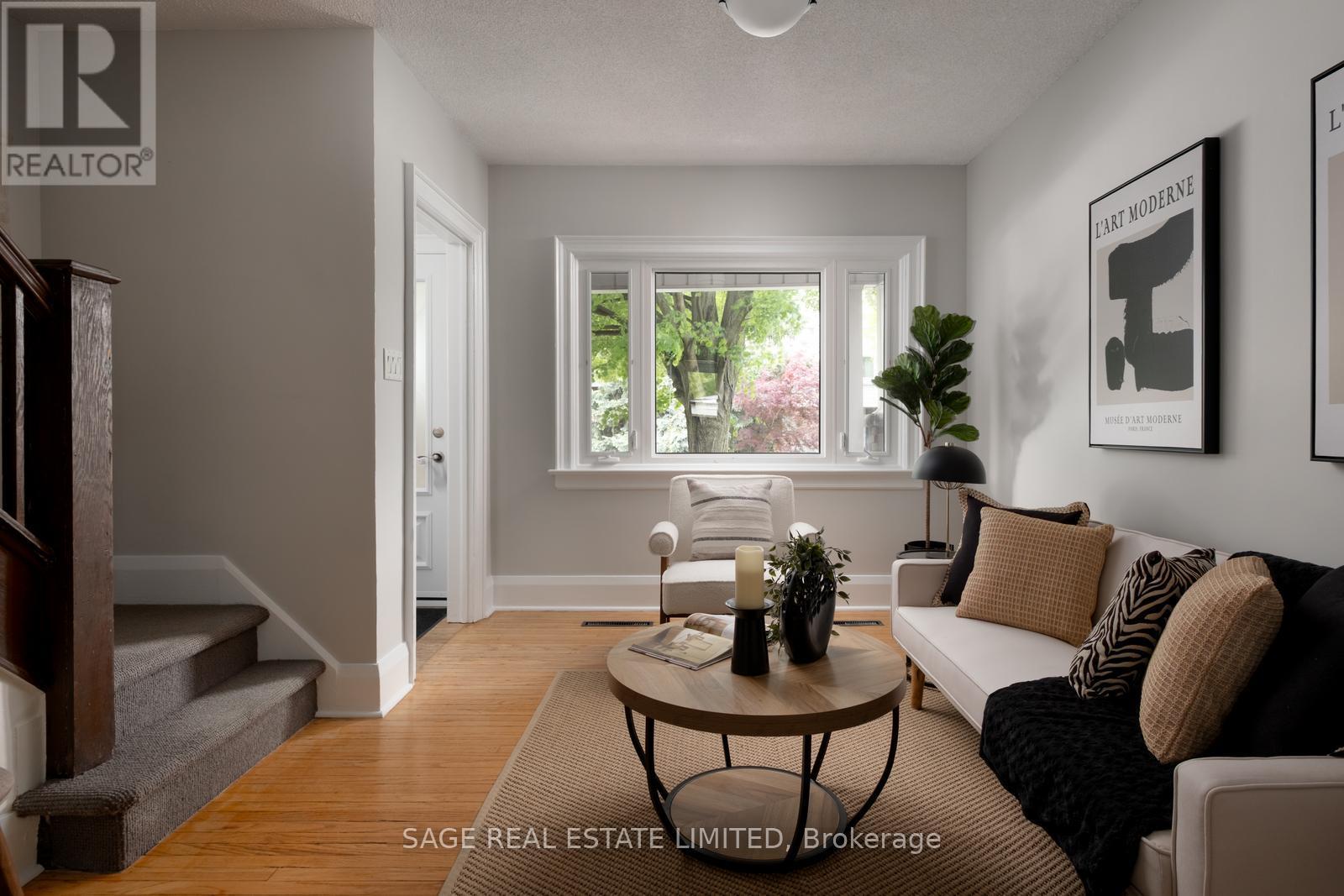 261 Monarch Park Avenue, Toronto (Danforth Village-East York), Ontario  M4J 4S6 - Photo 3 - E12208794